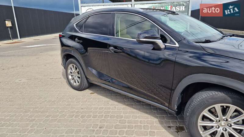 Позашляховик / Кросовер Lexus NX 2015 в Львові фото 9 Позашляховик / Кросовер Lexus NX 2015 в Львові