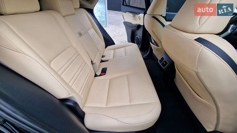 Позашляховик / Кросовер Lexus NX 2015 в Львові фото 17 Позашляховик / Кросовер Lexus NX 2015 в Львові
