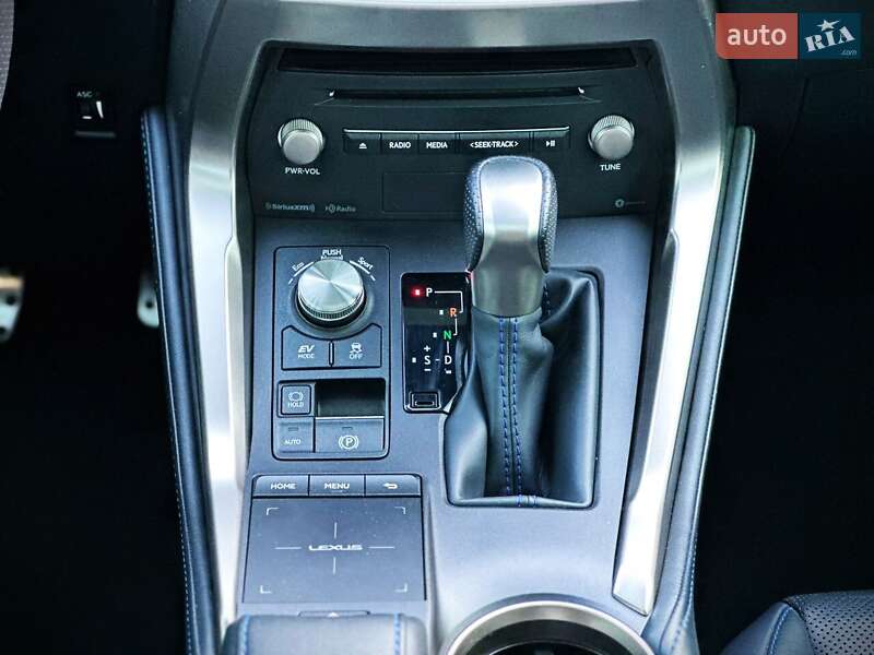 Внедорожник / Кроссовер Lexus NX 2020 в Киеве