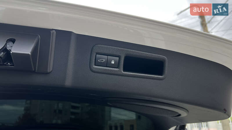 Позашляховик / Кросовер Lexus NX 2020 в Львові