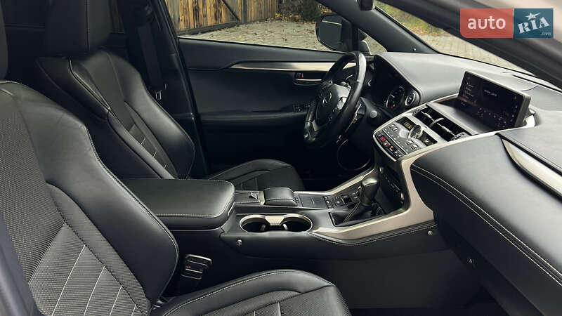 Позашляховик / Кросовер Lexus NX 2020 в Львові