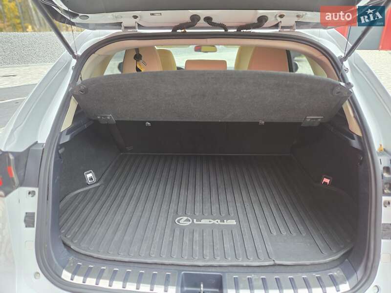 Внедорожник / Кроссовер Lexus NX 2020 в Львове