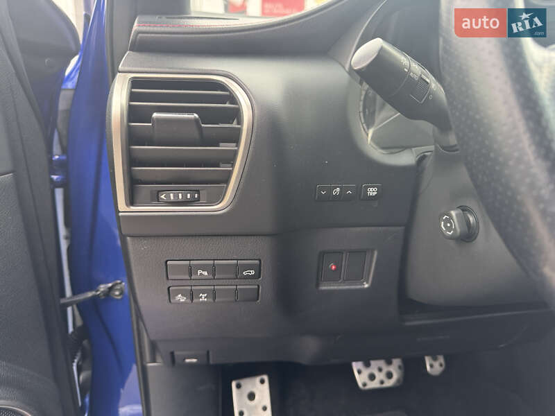 Внедорожник / Кроссовер Lexus NX 2016 в Киеве