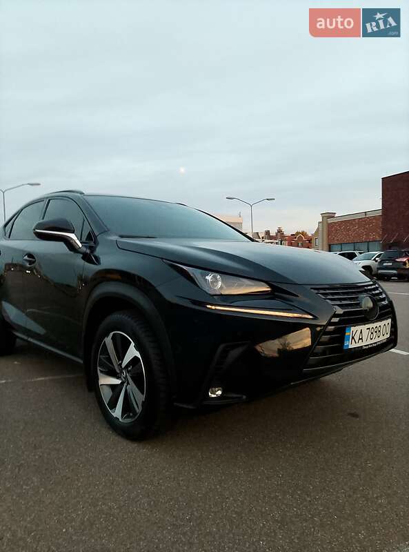Внедорожник / Кроссовер Lexus NX 2019 в Киеве