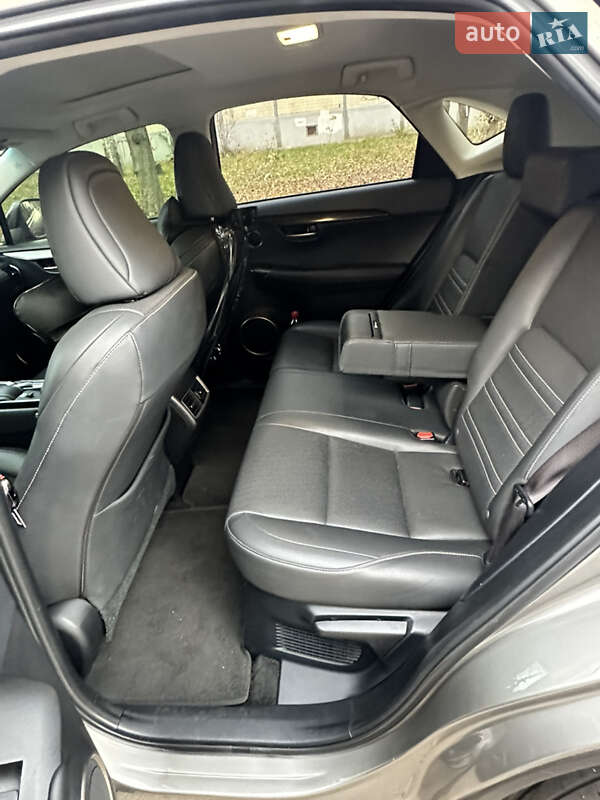 Внедорожник / Кроссовер Lexus NX 2015 в Киеве