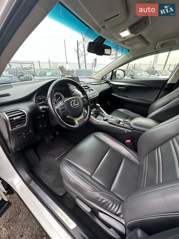 Позашляховик / Кросовер Lexus NX 2015 в Білогородці фото 21 Позашляховик / Кросовер Lexus NX 2015 в Білогородці