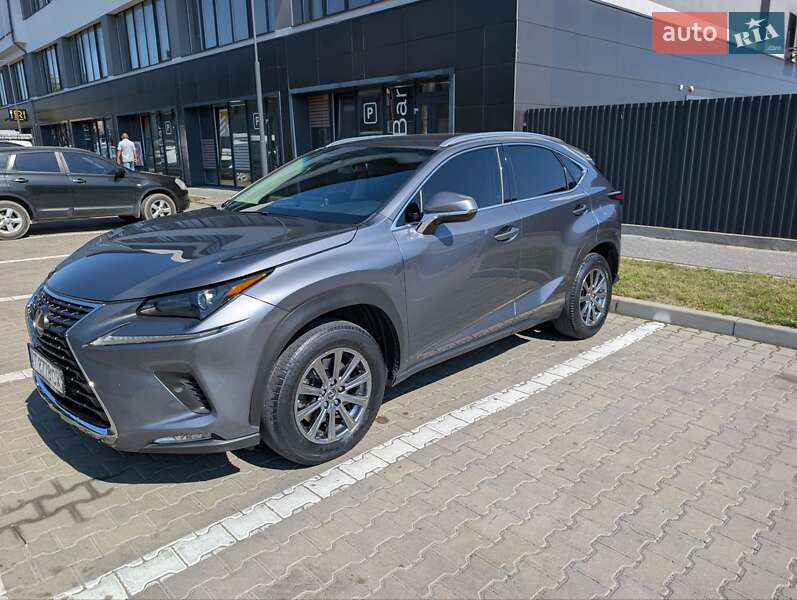 Внедорожник / Кроссовер Lexus NX 2018 в Ивано-Франковске