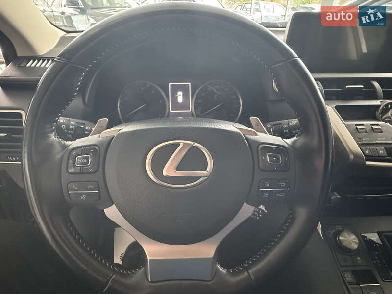 Позашляховик / Кросовер Lexus NX 2019 в Чернігові