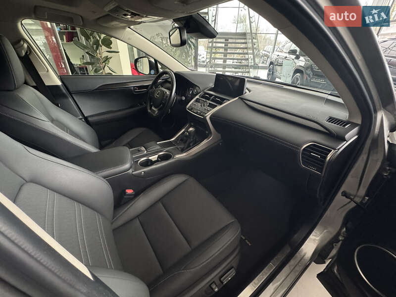 Позашляховик / Кросовер Lexus NX 2019 в Чернігові