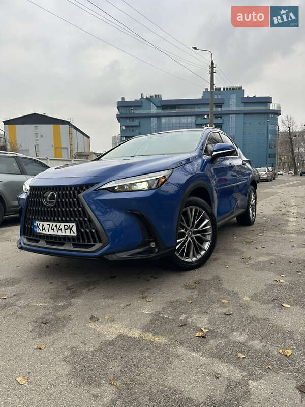 Lexus NX 2022
