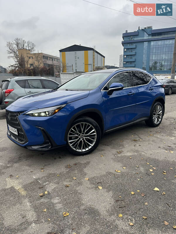 Lexus NX 2022