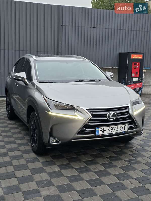 Позашляховик / Кросовер Lexus NX 2014 в Хмельницькому