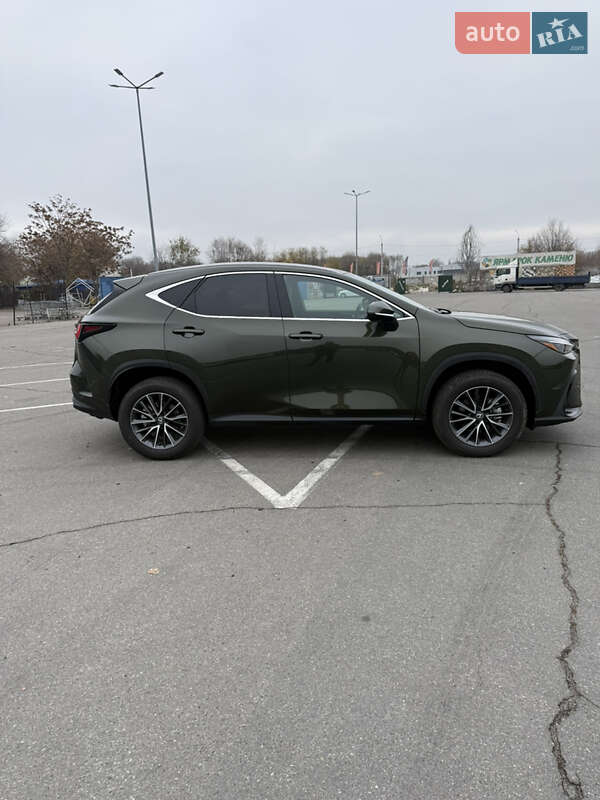 Внедорожник / Кроссовер Lexus NX 2024 в Днепре