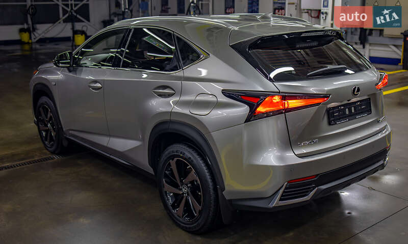 Позашляховик / Кросовер Lexus NX 2020 в Чернівцях