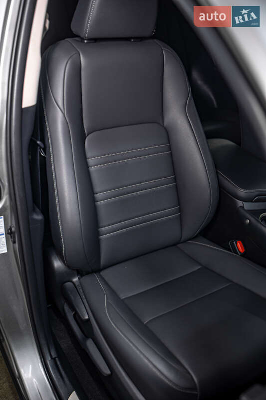 Позашляховик / Кросовер Lexus NX 2020 в Чернівцях