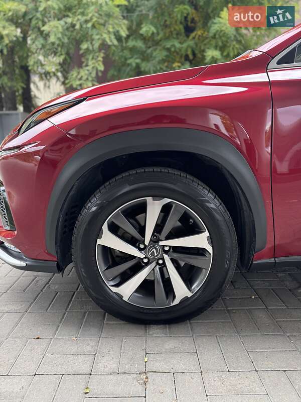 Позашляховик / Кросовер Lexus NX 2018 в Дніпрі фото 36 Позашляховик / Кросовер Lexus NX 2018 в Дніпрі
