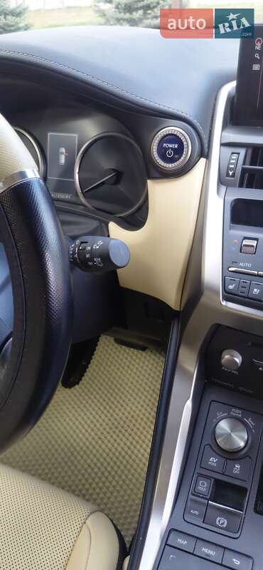 Позашляховик / Кросовер Lexus NX 2021 в Кривому Розі