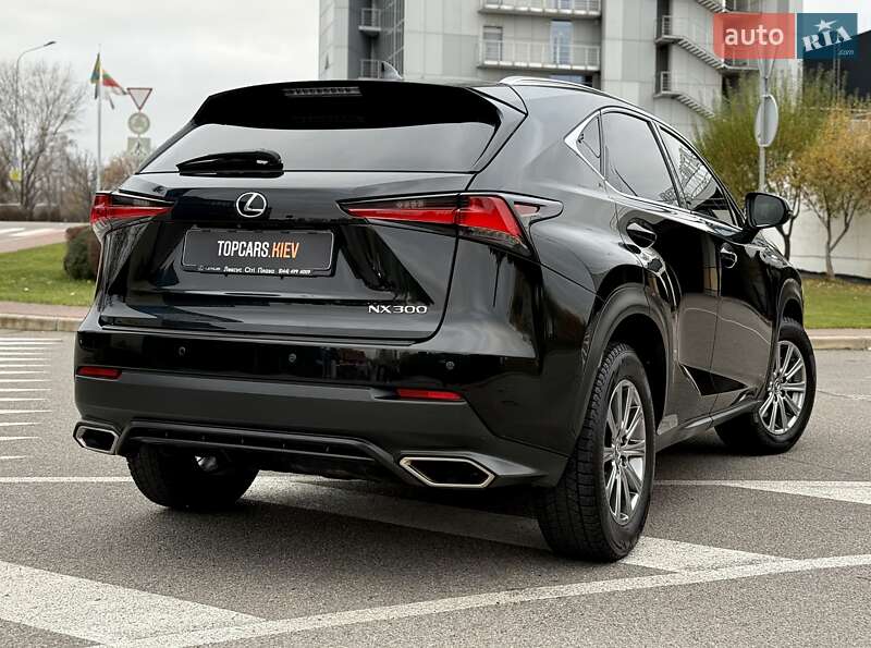 Позашляховик / Кросовер Lexus NX 2018 в Києві