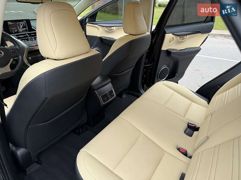 Позашляховик / Кросовер Lexus NX 2018 в Києві