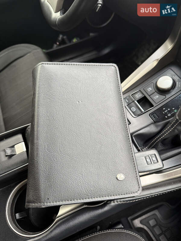 Внедорожник / Кроссовер Lexus NX 2016 в Тернополе фото 31 Внедорожник / Кроссовер Lexus NX 2016 в Тернополе