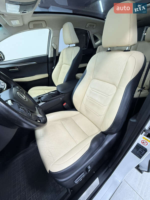 Внедорожник / Кроссовер Lexus NX 2016 в Одессе