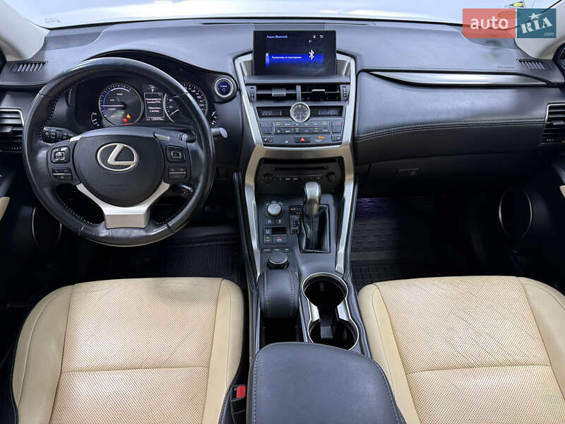 Внедорожник / Кроссовер Lexus NX 2016 в Одессе