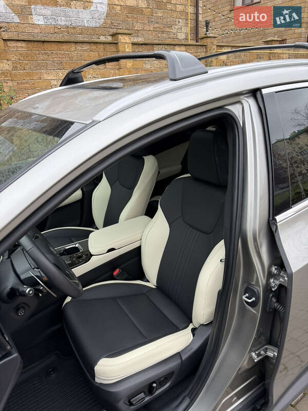 Позашляховик / Кросовер Lexus NX 2024 в Одесі