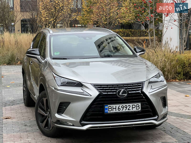 Позашляховик / Кросовер Lexus NX 2021 в Києві
