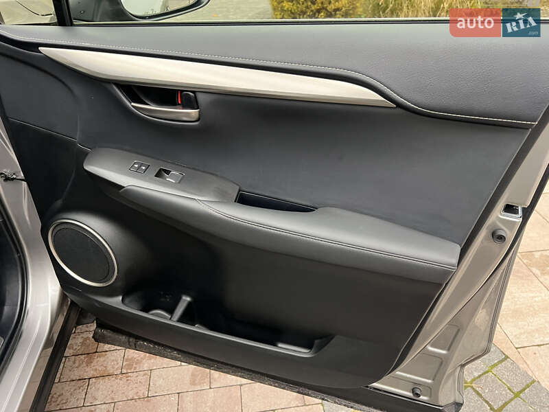 Позашляховик / Кросовер Lexus NX 2021 в Києві