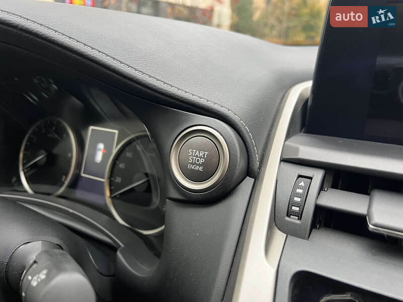 Позашляховик / Кросовер Lexus NX 2021 в Києві