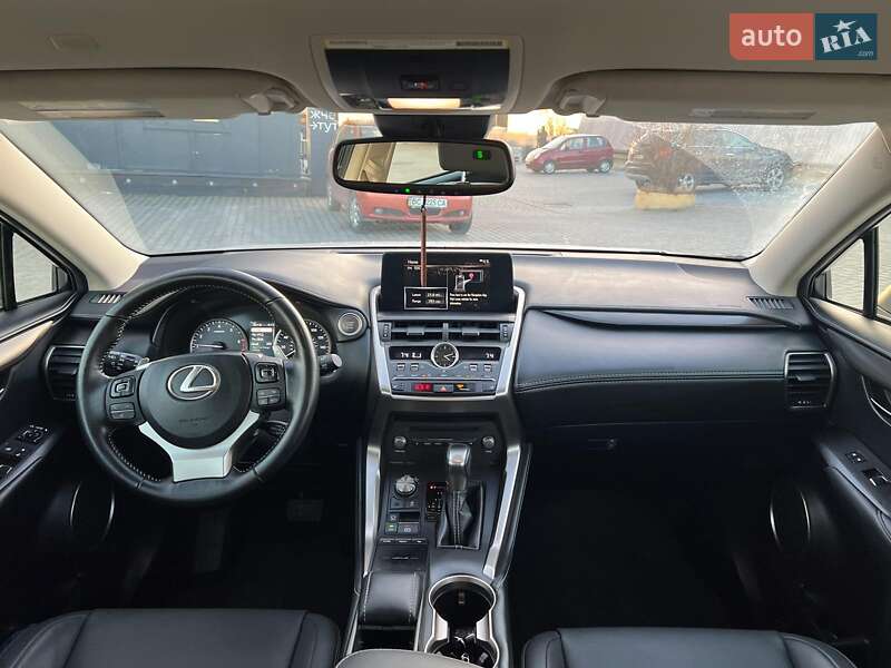 Позашляховик / Кросовер Lexus NX 2019 в Львові
