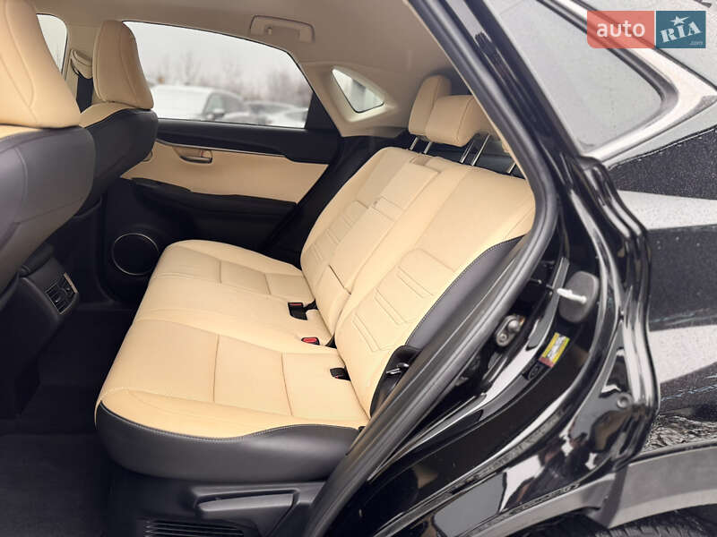 Позашляховик / Кросовер Lexus NX 2015 в Самборі фото 17 Позашляховик / Кросовер Lexus NX 2015 в Самборі