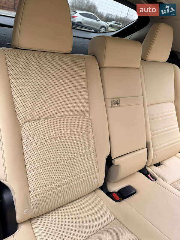 Позашляховик / Кросовер Lexus NX 2016 в Броварах