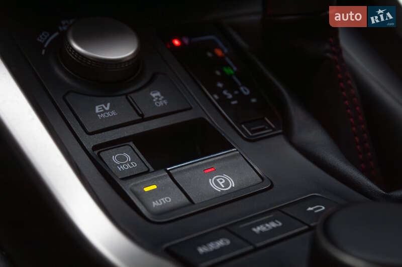 Внедорожник / Кроссовер Lexus NX 2016 в Киеве