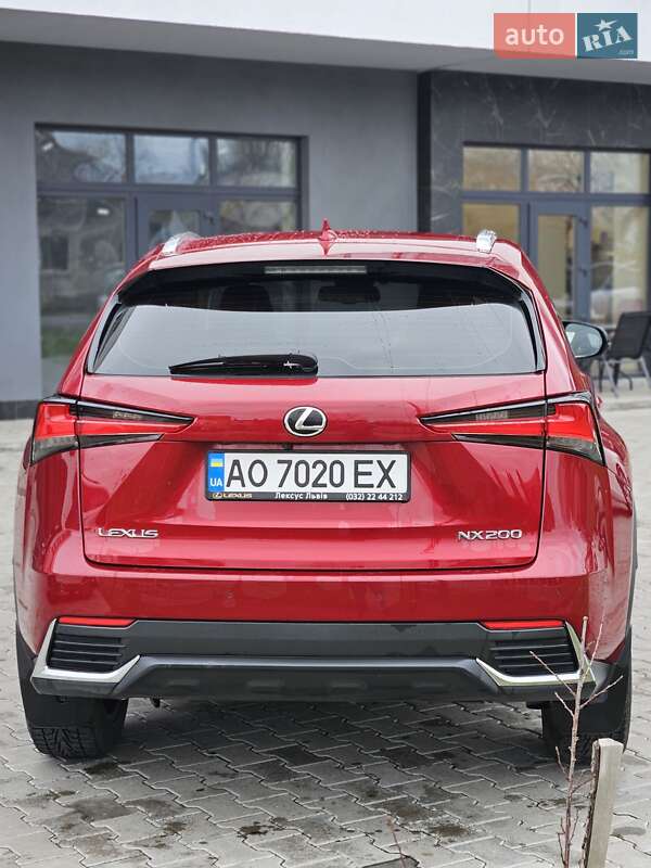 Позашляховик / Кросовер Lexus NX 2020 в Ужгороді