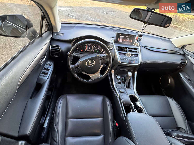 Внедорожник / Кроссовер Lexus NX 2017 в Харькове фото 12 Внедорожник / Кроссовер Lexus NX 2017 в Харькове