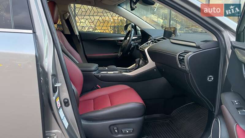 Позашляховик / Кросовер Lexus NX 2018 в Києві