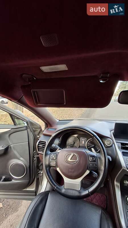 Позашляховик / Кросовер Lexus NX 2017 в Дніпрі