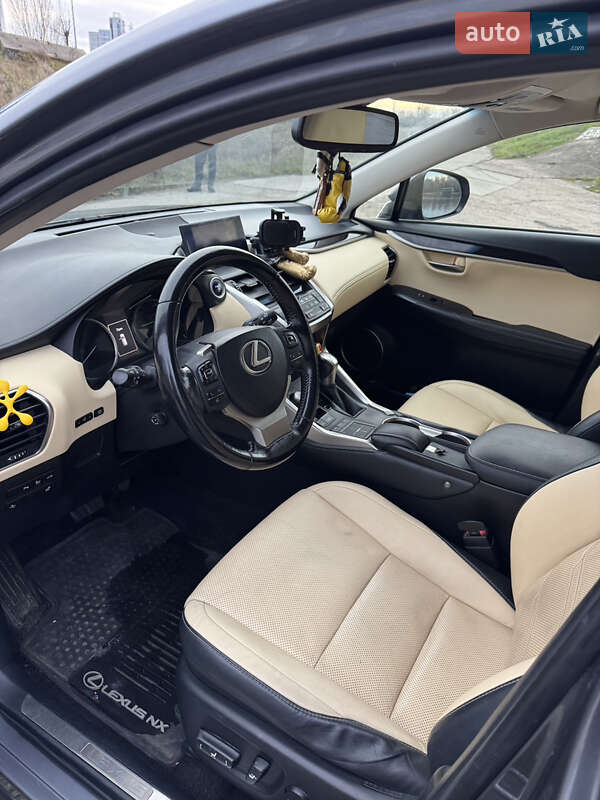 Внедорожник / Кроссовер Lexus NX 2015 в Киеве