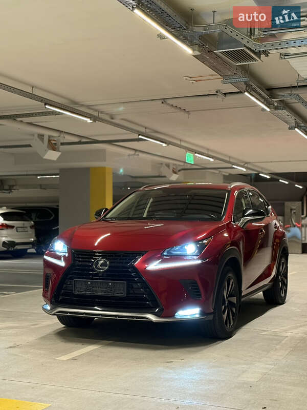 Lexus NX 2021