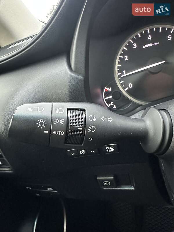 Внедорожник / Кроссовер Lexus NX 2015 в Белогородке