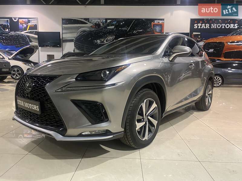 Lexus NX 2020