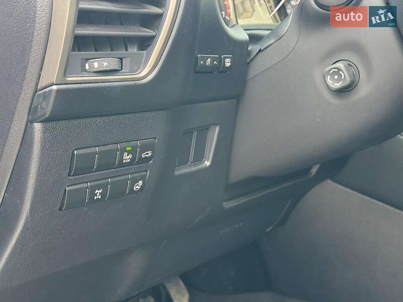 Позашляховик / Кросовер Lexus NX 2016 в Вінниці фото 23 Позашляховик / Кросовер Lexus NX 2016 в Вінниці