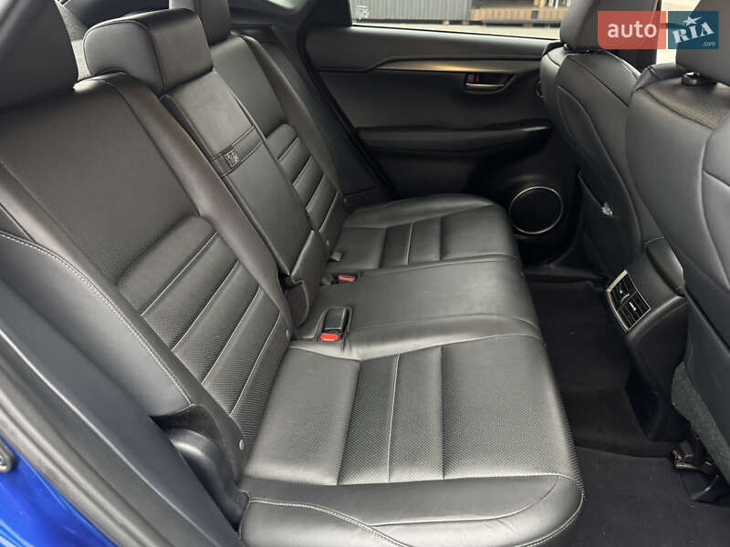 Внедорожник / Кроссовер Lexus NX 2017 в Киеве