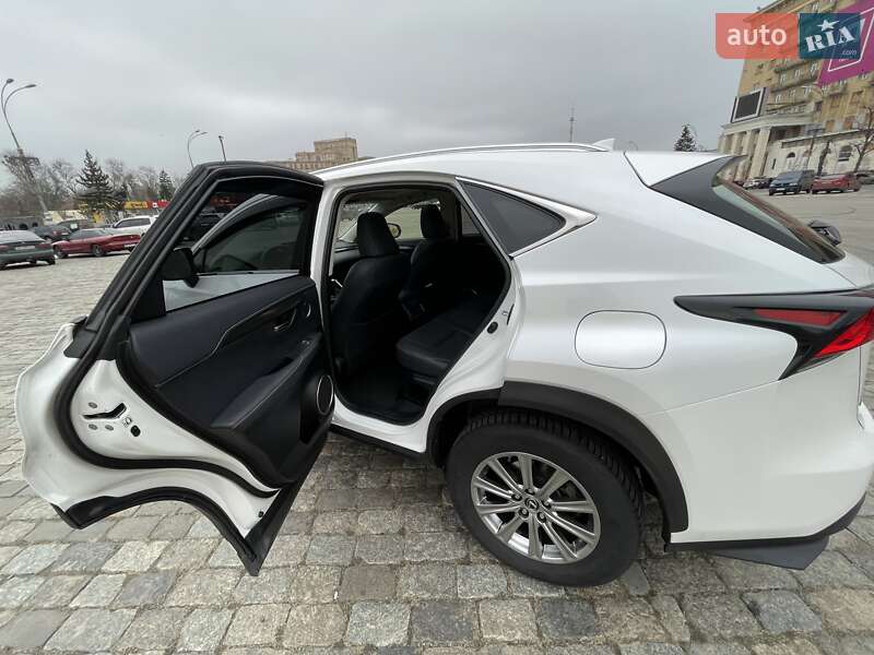 Внедорожник / Кроссовер Lexus NX 2018 в Харькове фото 7 Внедорожник / Кроссовер Lexus NX 2018 в Харькове
