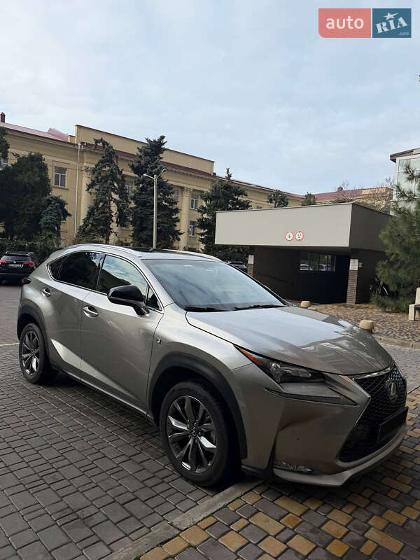 Внедорожник / Кроссовер Lexus NX 2016 в Одессе
