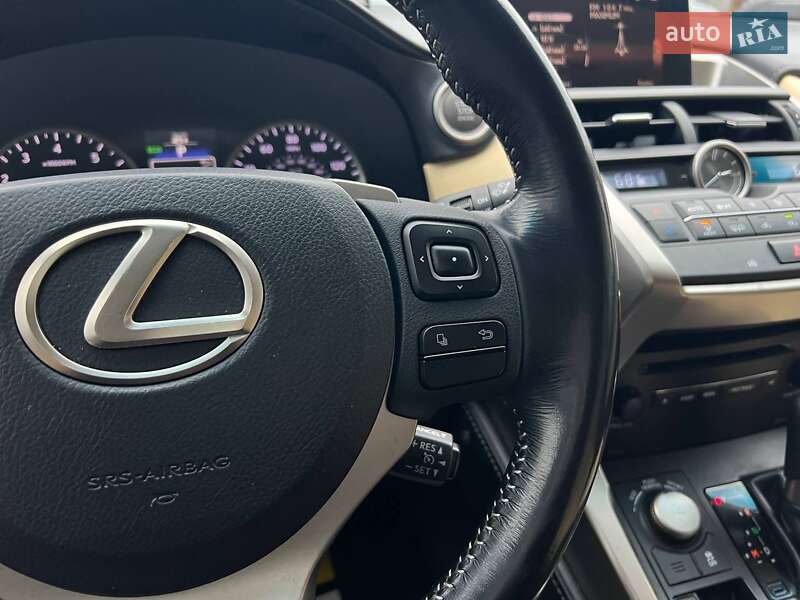 Внедорожник / Кроссовер Lexus NX 2015 в Ивано-Франковске фото 15 Внедорожник / Кроссовер Lexus NX 2015 в Ивано-Франковске