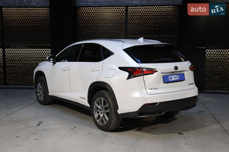 Внедорожник / Кроссовер Lexus NX 2016 в Луцке фото 7 Внедорожник / Кроссовер Lexus NX 2016 в Луцке