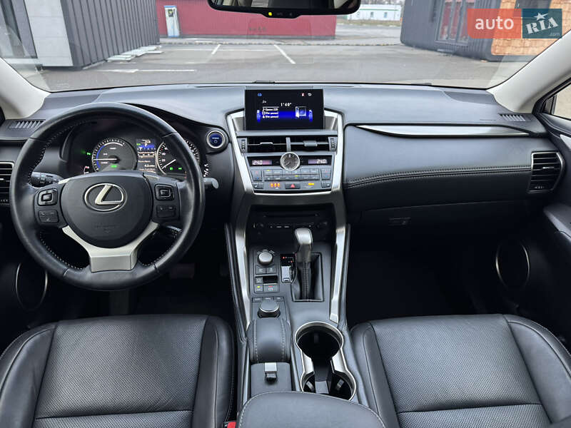 Внедорожник / Кроссовер Lexus NX 2015 в Киеве