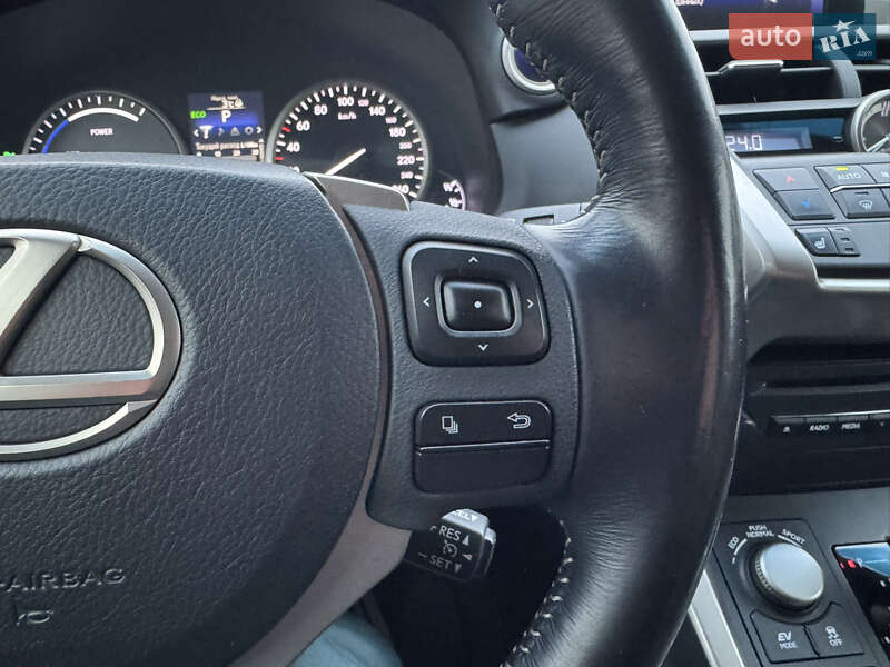 Внедорожник / Кроссовер Lexus NX 2015 в Киеве